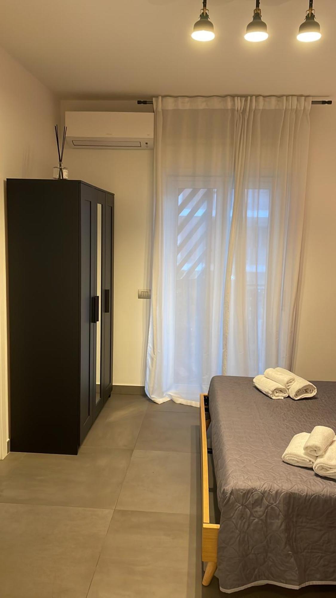Stella Rooms Катания Екстериор снимка